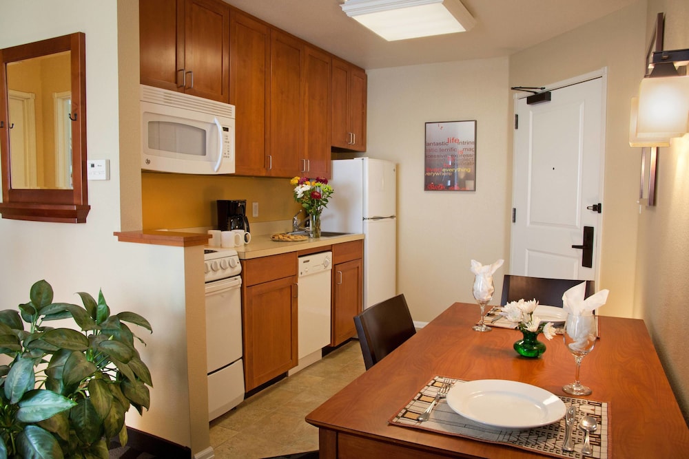 TownePlace Suites Medford 10/41