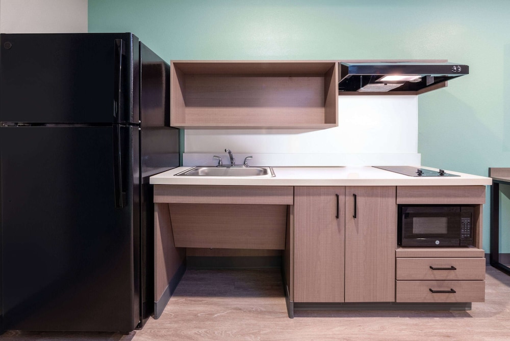 ECHO Suites Extended Stay by Wyndham Nashville/ Gallatin 64/69