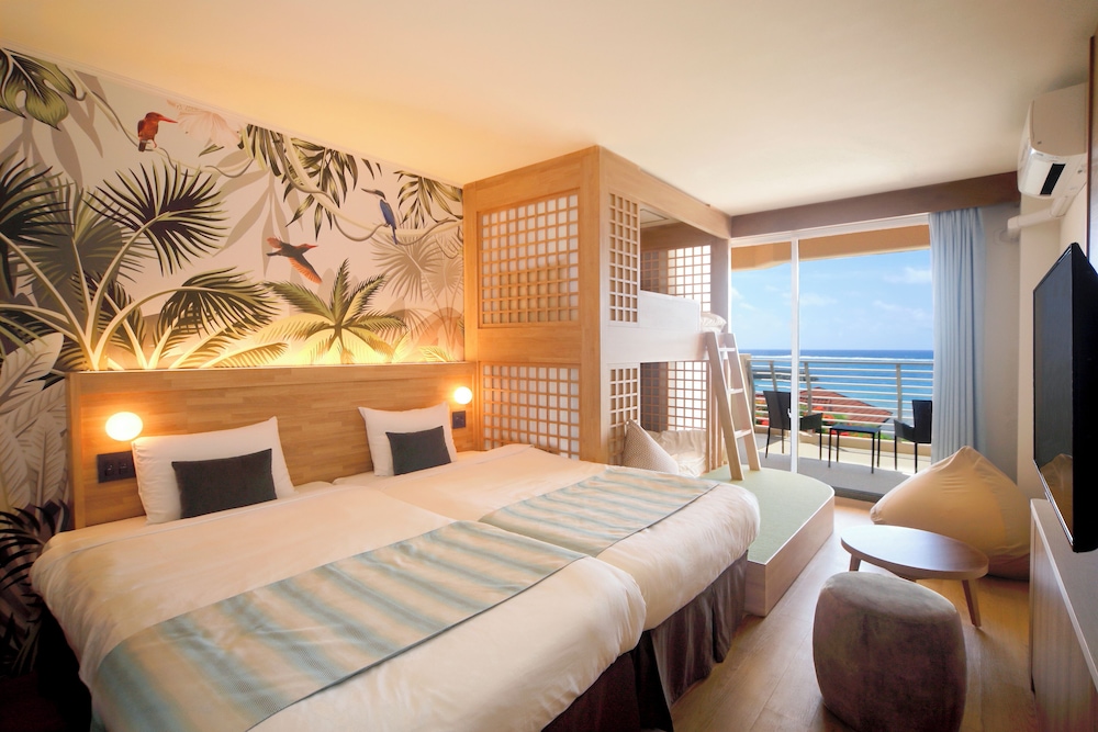 Hotel Breezebay Marina 27/71