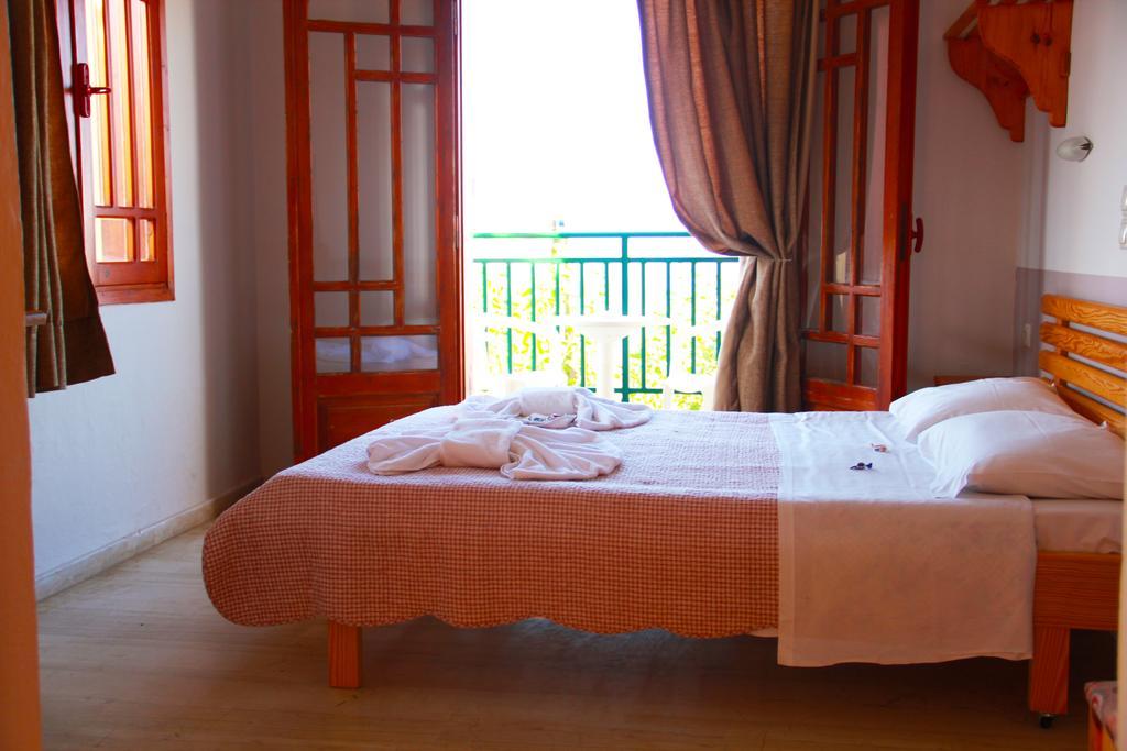 Stefania Apartment 15/50