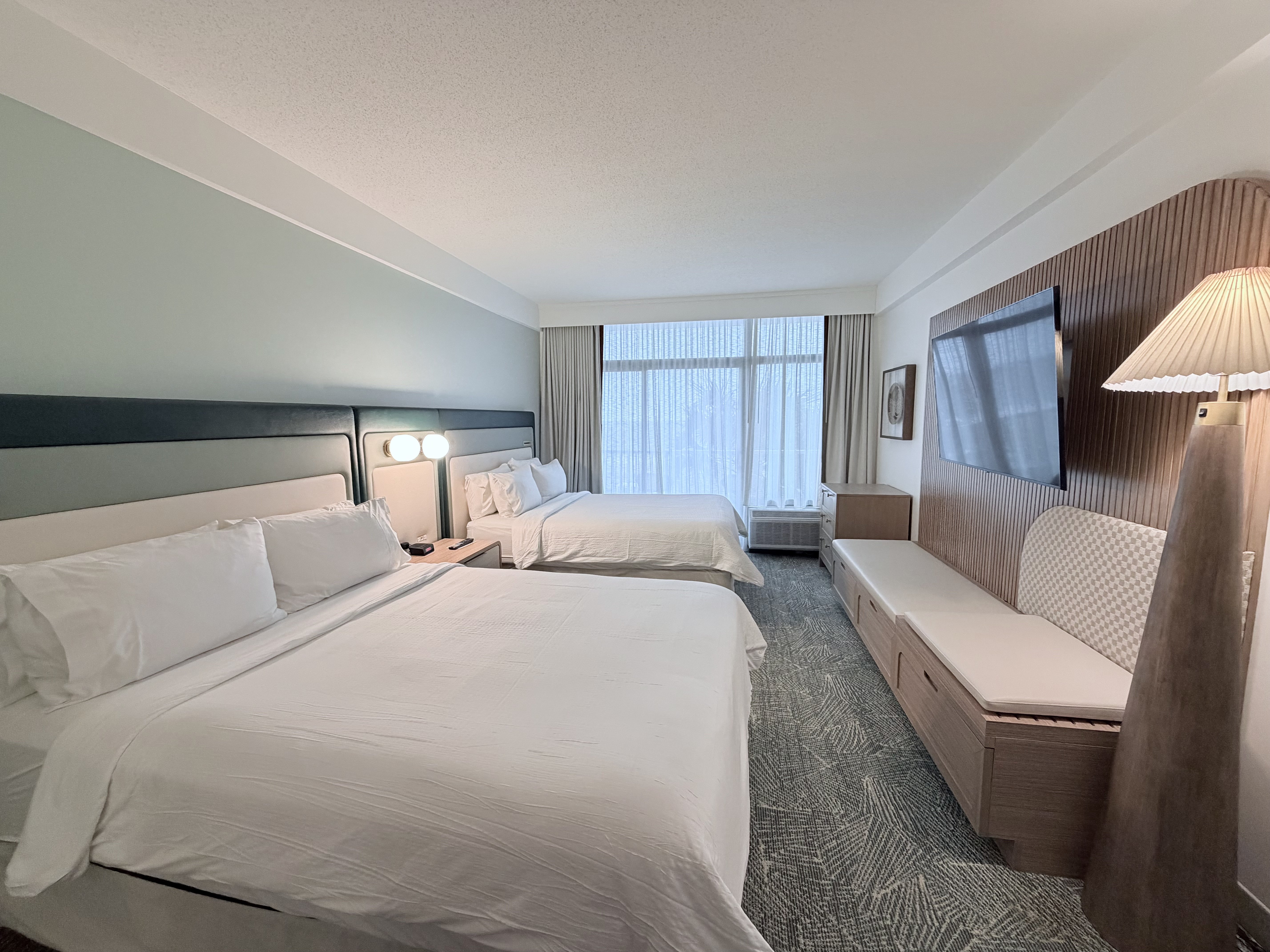 Suite, 2 Queen Beds, Ocean Front
