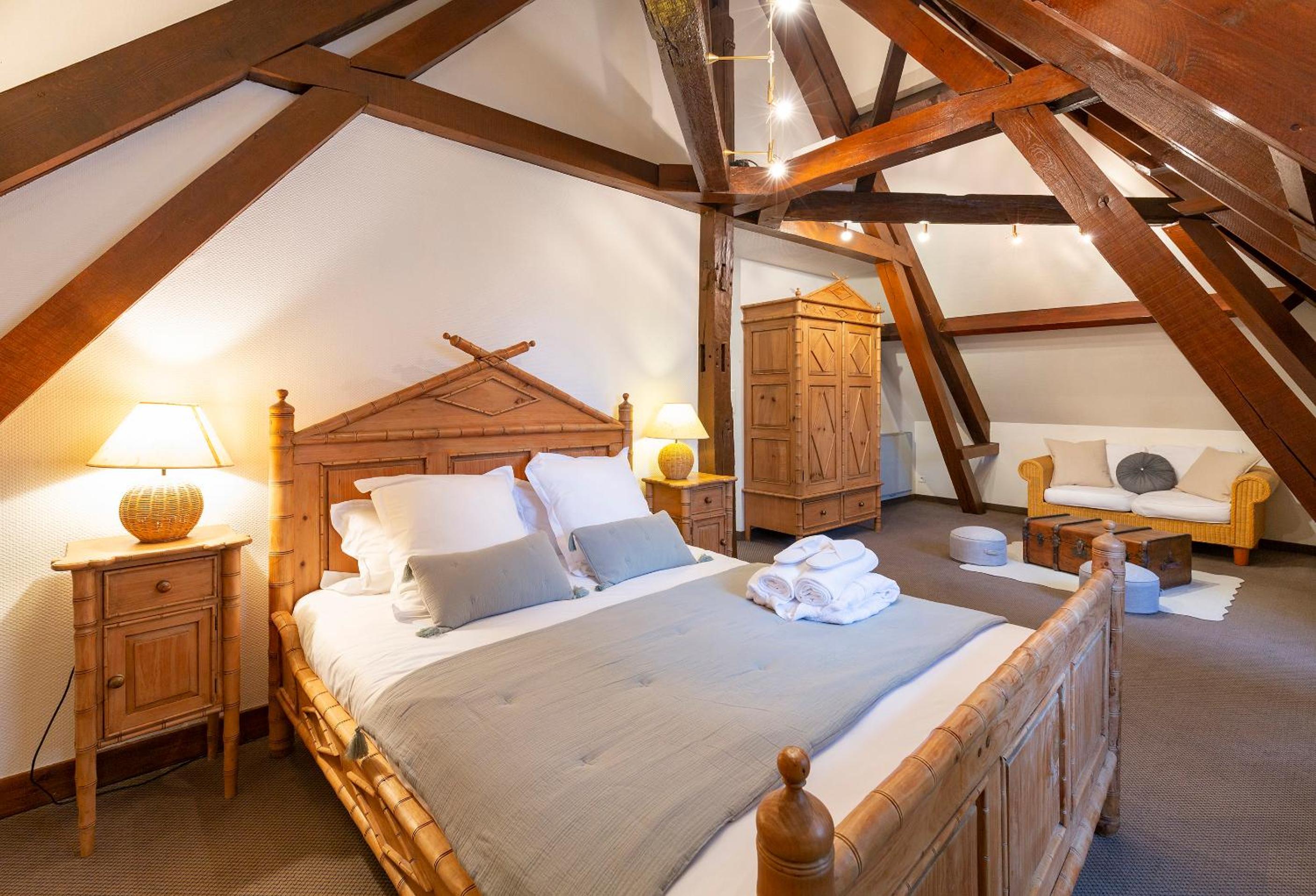 Superior, King Bed