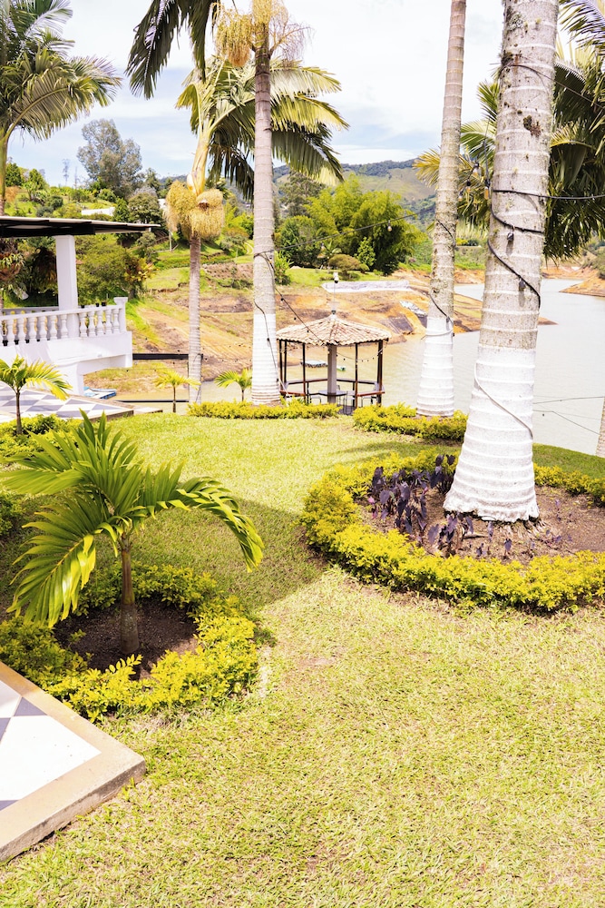 Hotel Casa Linda Guatape 24/32
