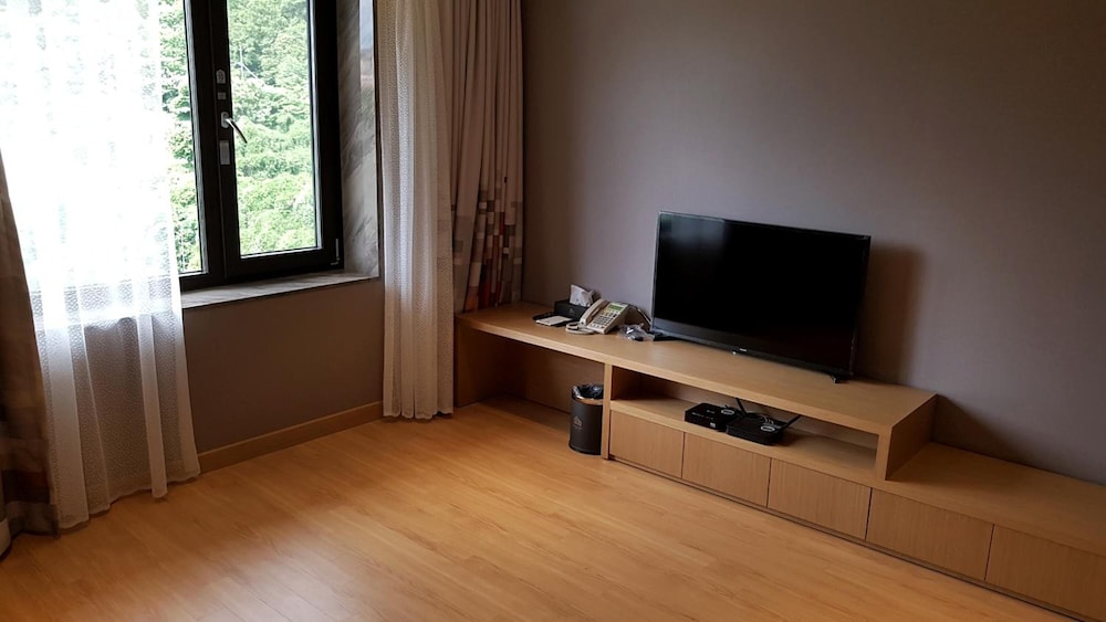 Mudeung Park Resort & Hotel 29/43