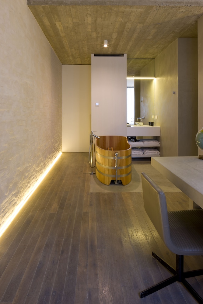 Hotel Pilar 31/43