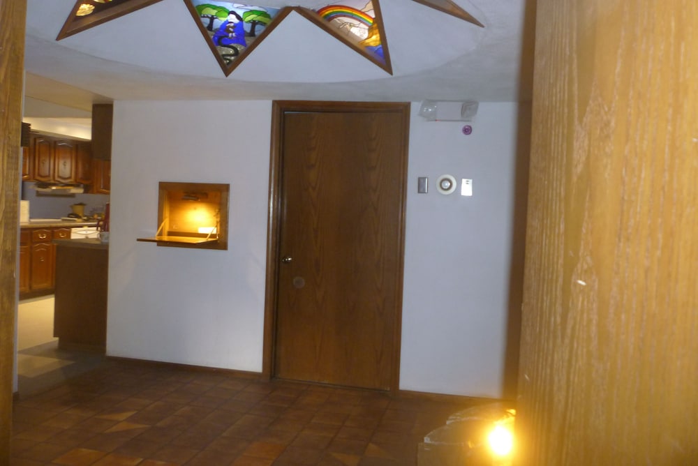 Fairbanks Extended Stay 6/50