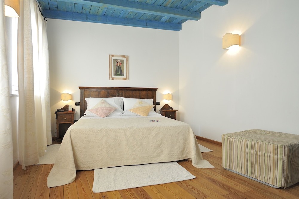 Hotel Orlando Sardegna 13/50