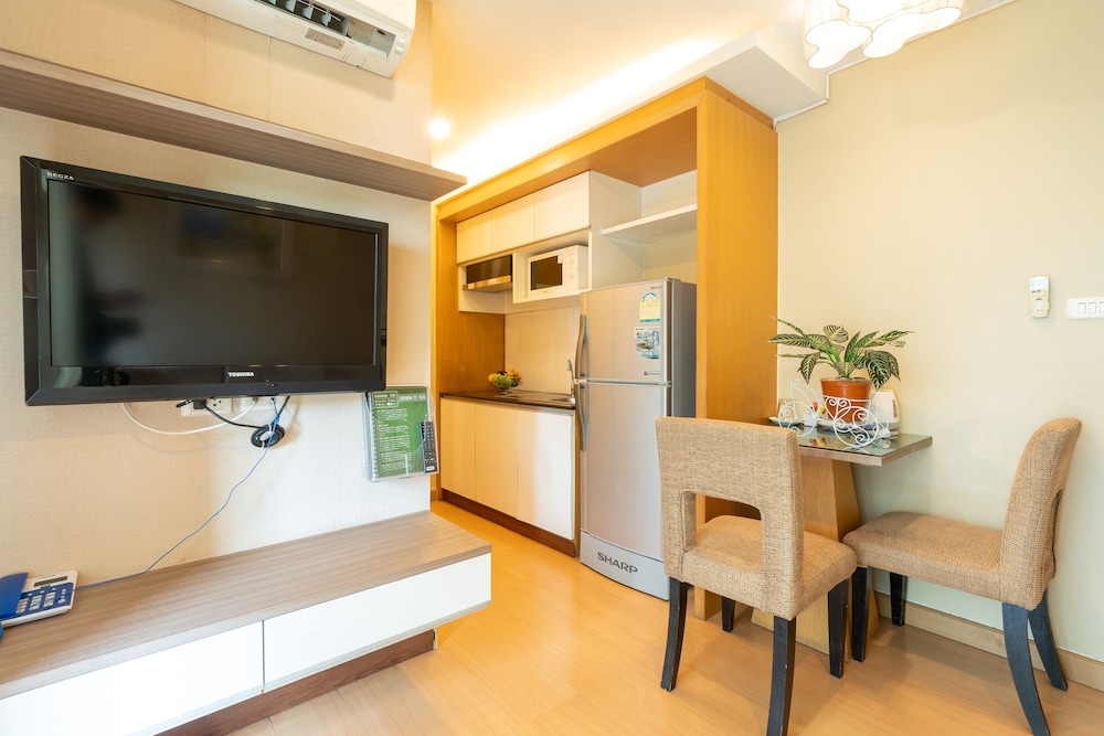 Greenview Ekkamai 10 34/48