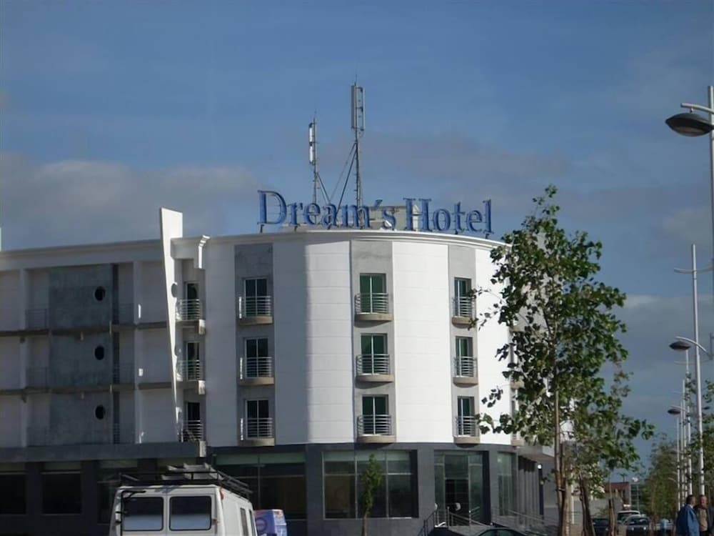 Dream S Hotel 1/37