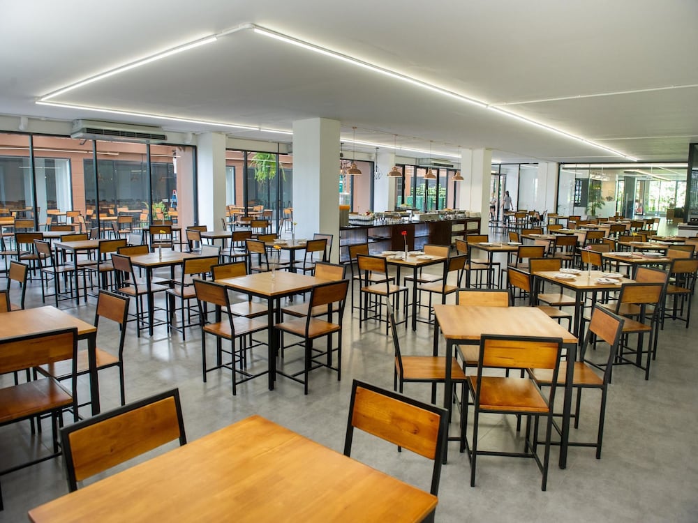 Ichapter Hotel Suvarnabhumi 33/42