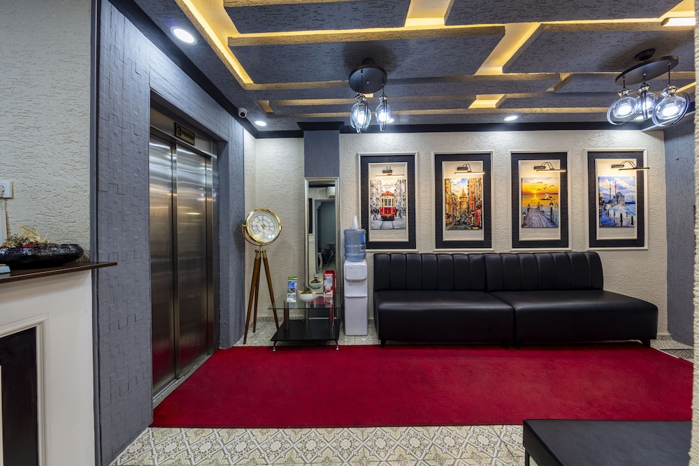 Istanbul Palace Hotel 33/40