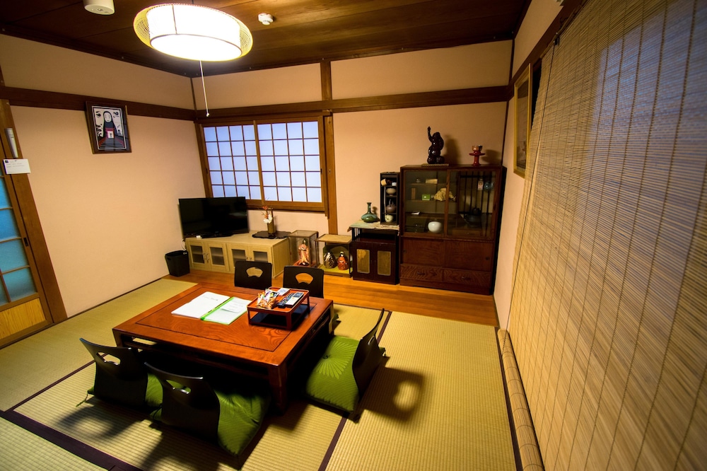 Jizo House 36/48