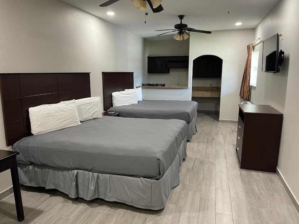 Guest Inn San Benito Harlingen 12/40