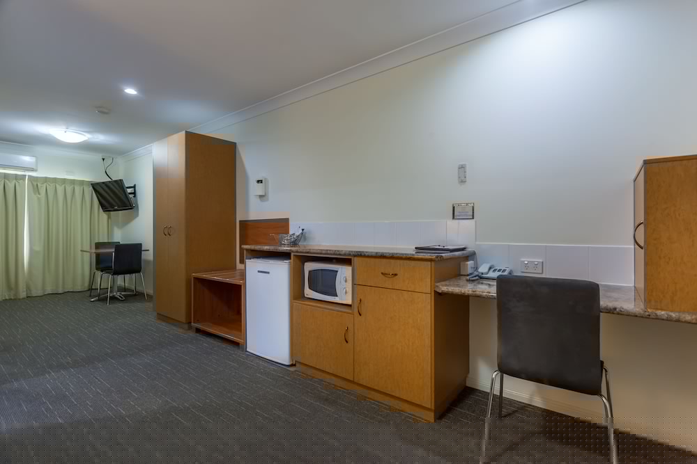 Best Western Tuscany On Tor Motor Inn 2/29
