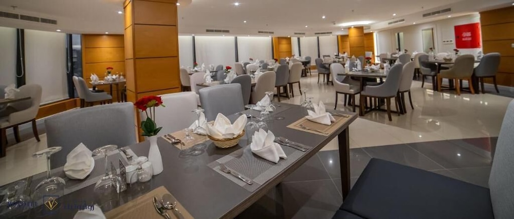 فندق روفوتيل(ROVOTEL HOTEL) 35/40