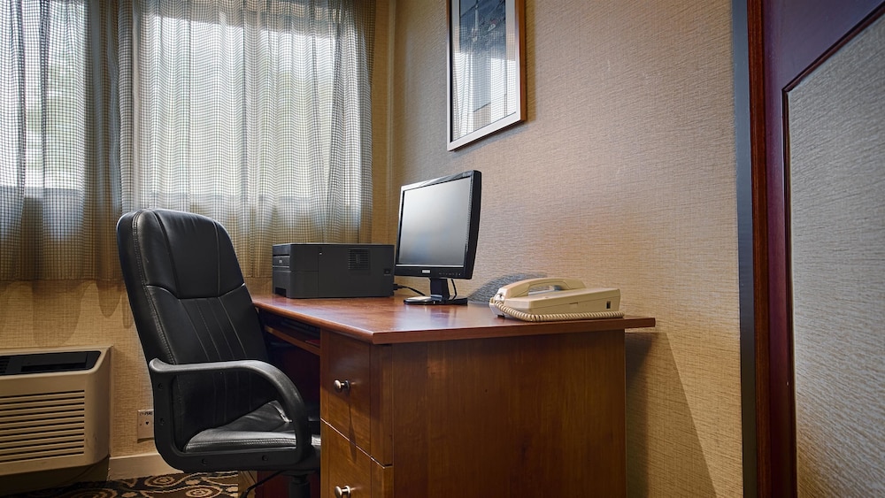 Best Western Rockland 24/25
