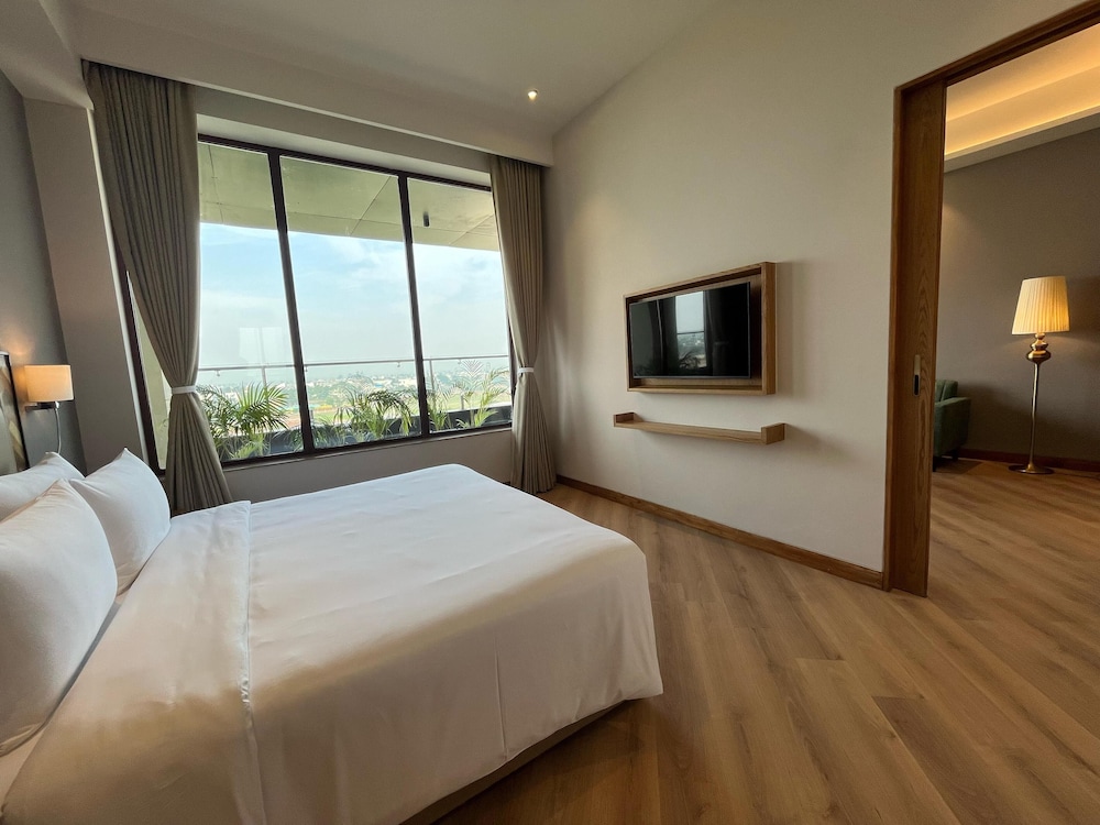 Ramada Encore by Wyndham Amritsar Airport 8/45