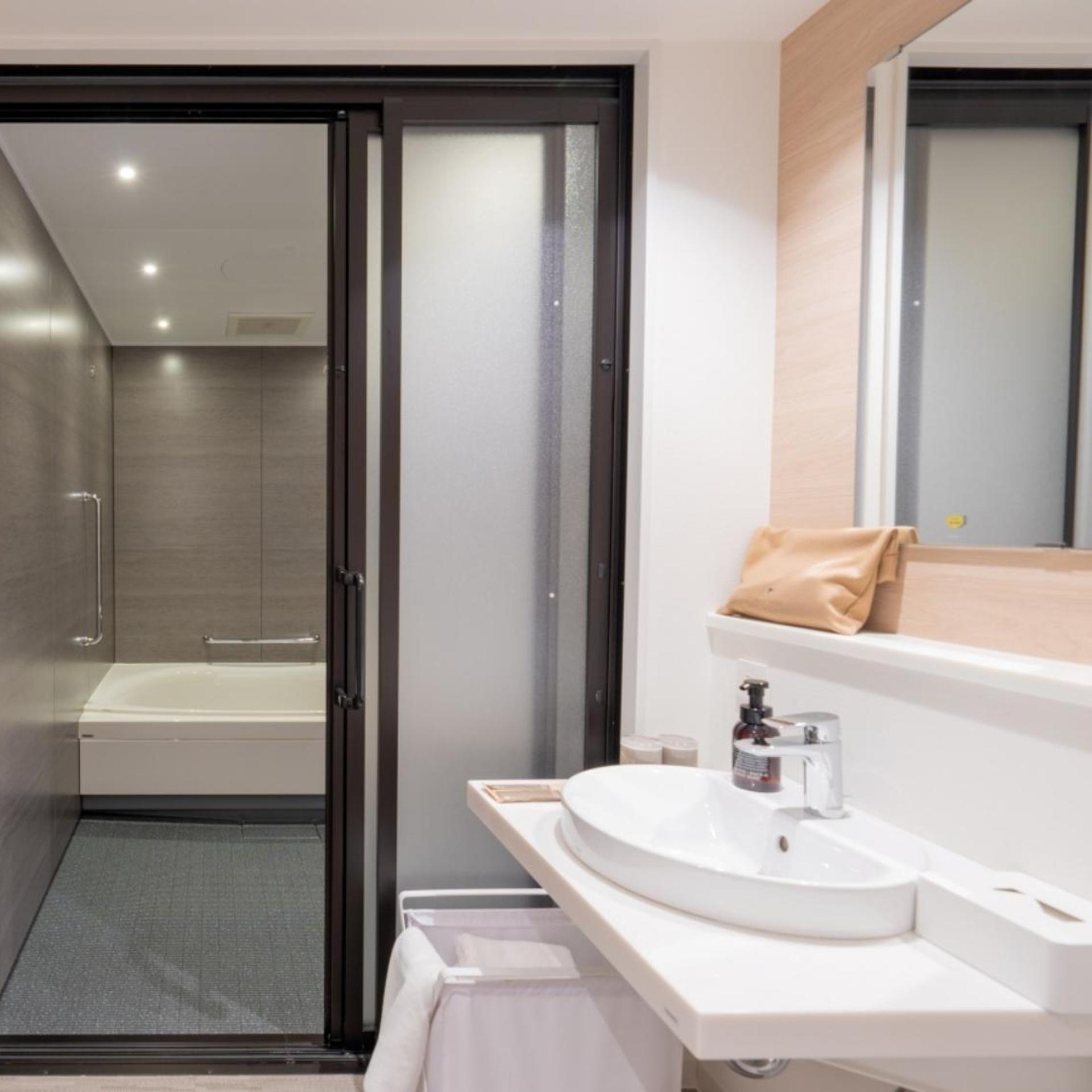 غرفة بسرير مزدوج، Hotel The Leben Osaka 3/3