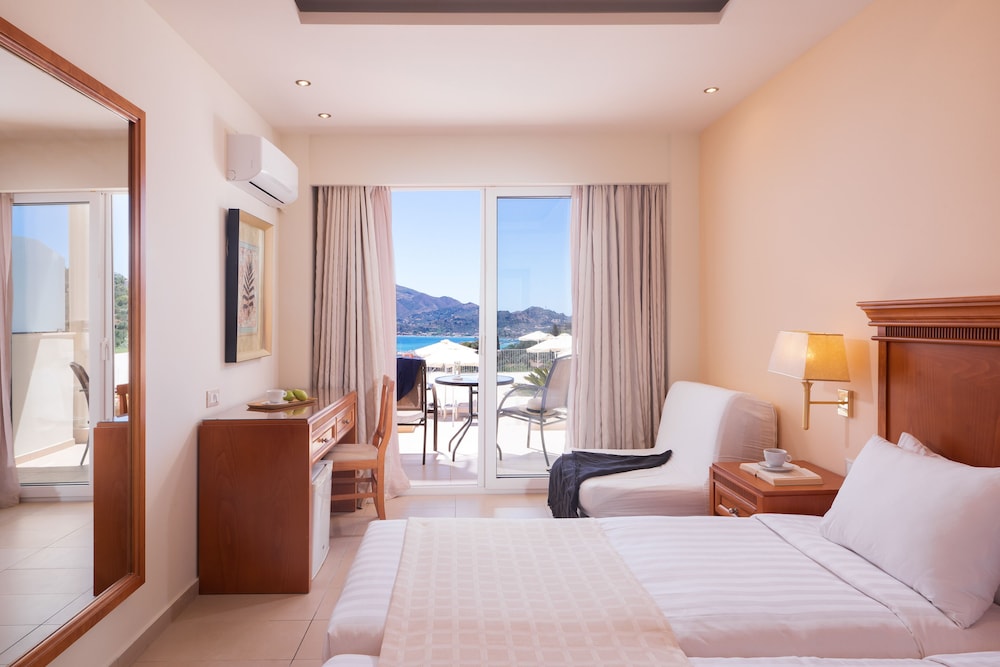 Avalon Palace Hotel by GHH 27/70