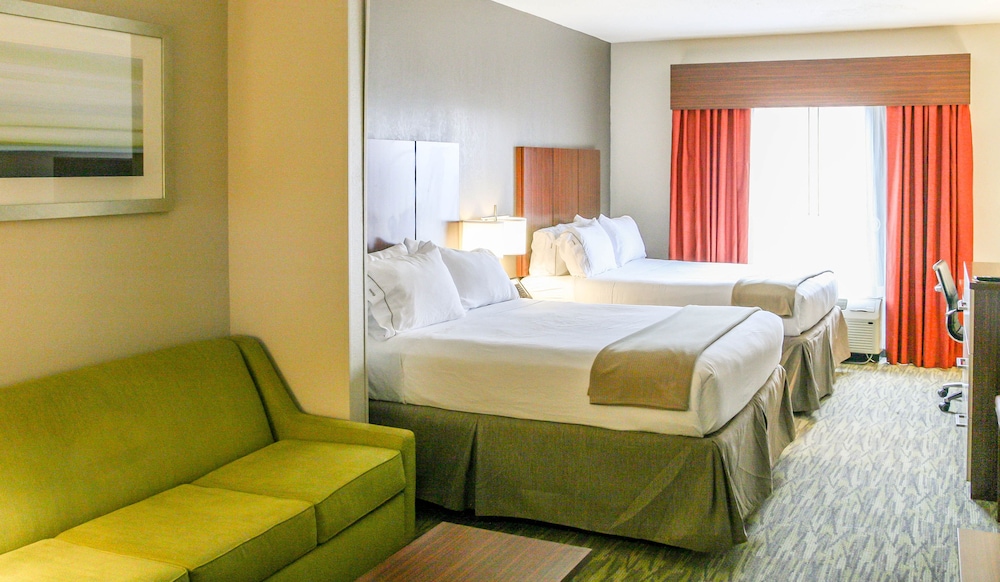 Holiday Inn Express Hotel & Suites Vicksburg 23/74