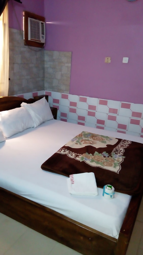 Seadry Suites 14/24
