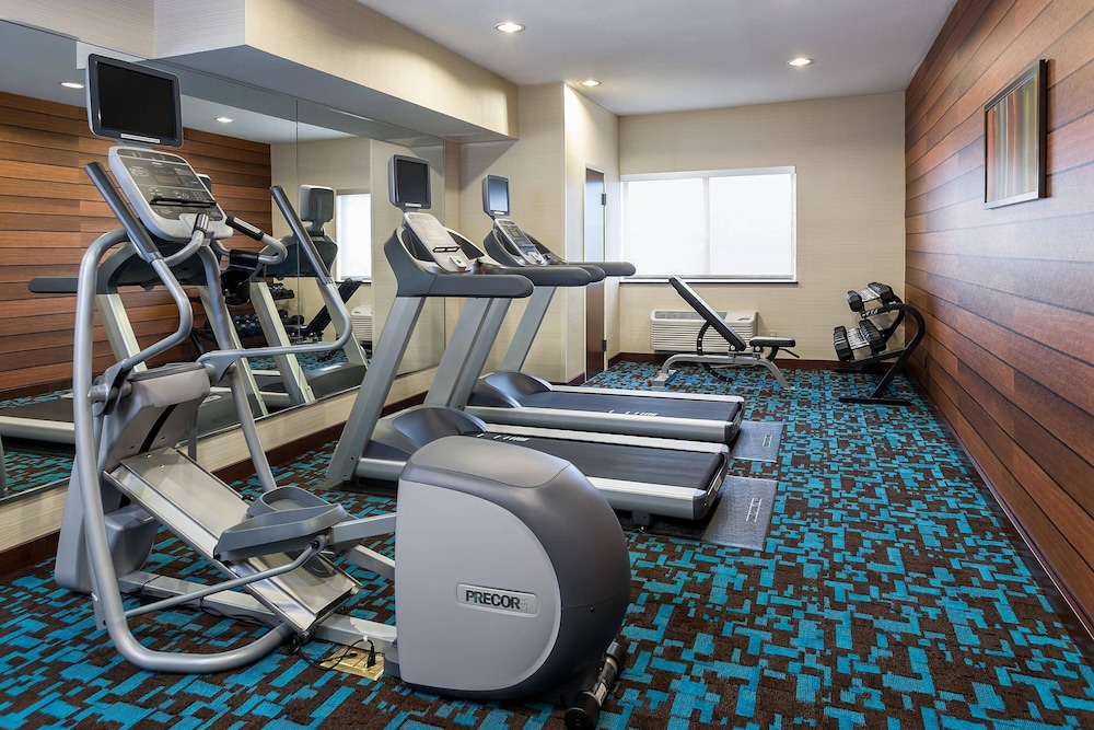 Fairfield Inn & Suites Findlay 17/29