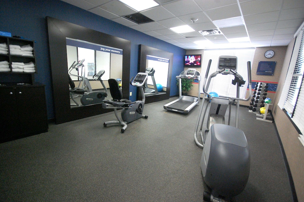 Hampton Inn Suites Mount Pleasant 28/61