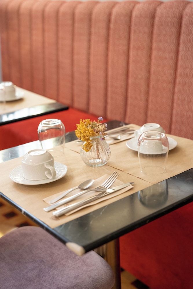 We Boutique Hotel 62/74