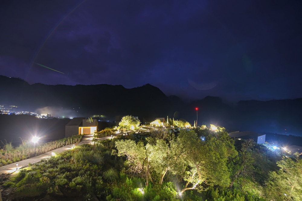 Artotel Cabin Bromo 30/36