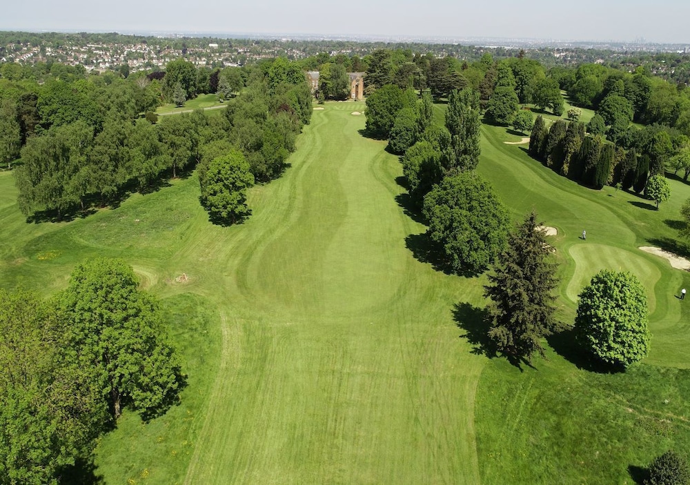 Coulsdon Manor 43/62