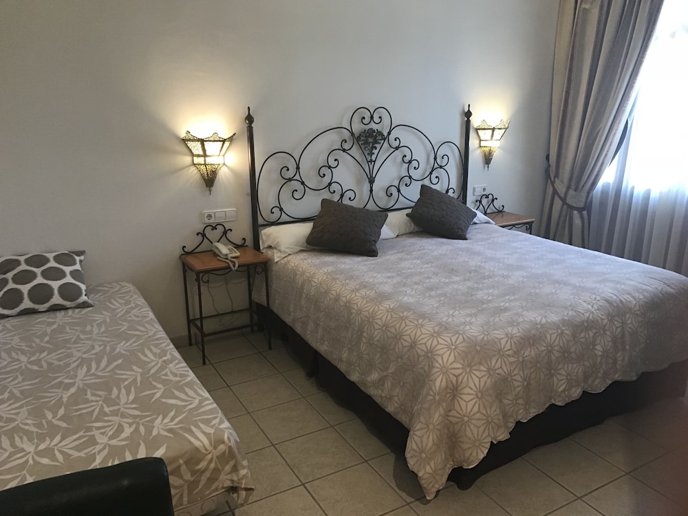 Hotel El Paso 12/50