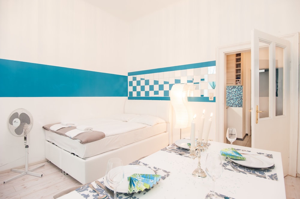 Royal Resort Apartments Westbahnhof 26/42