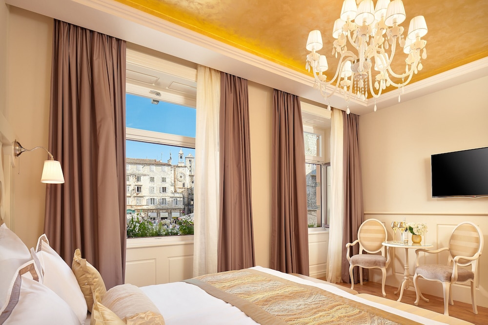 Piazza Heritage Hotel 17/76