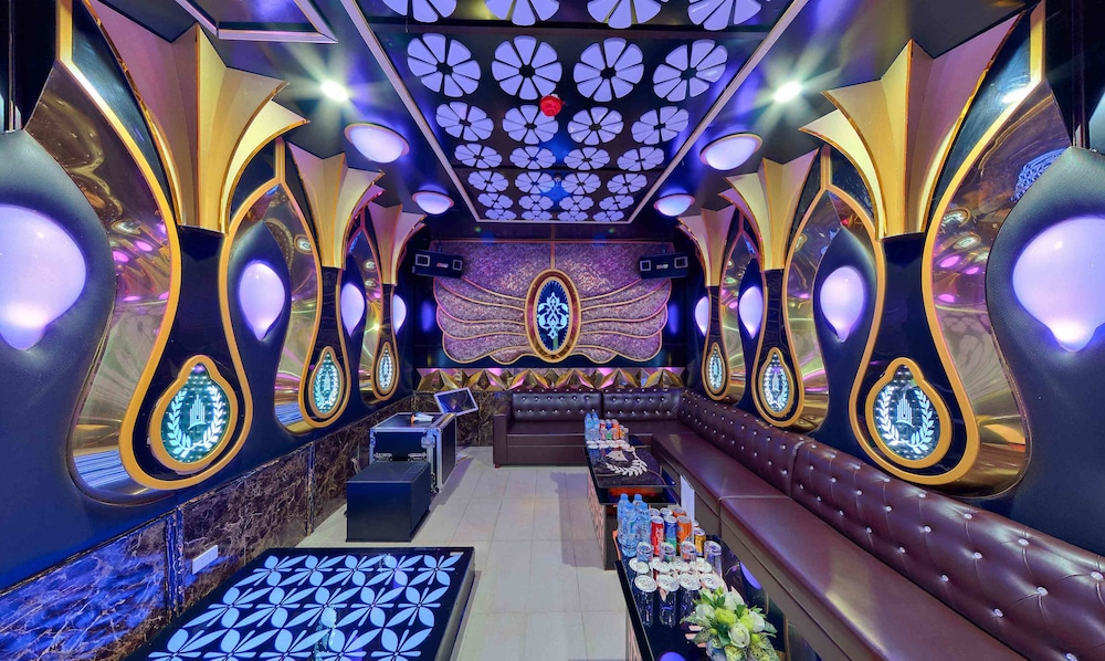 Le Indochina Hotel & Spa 63/66