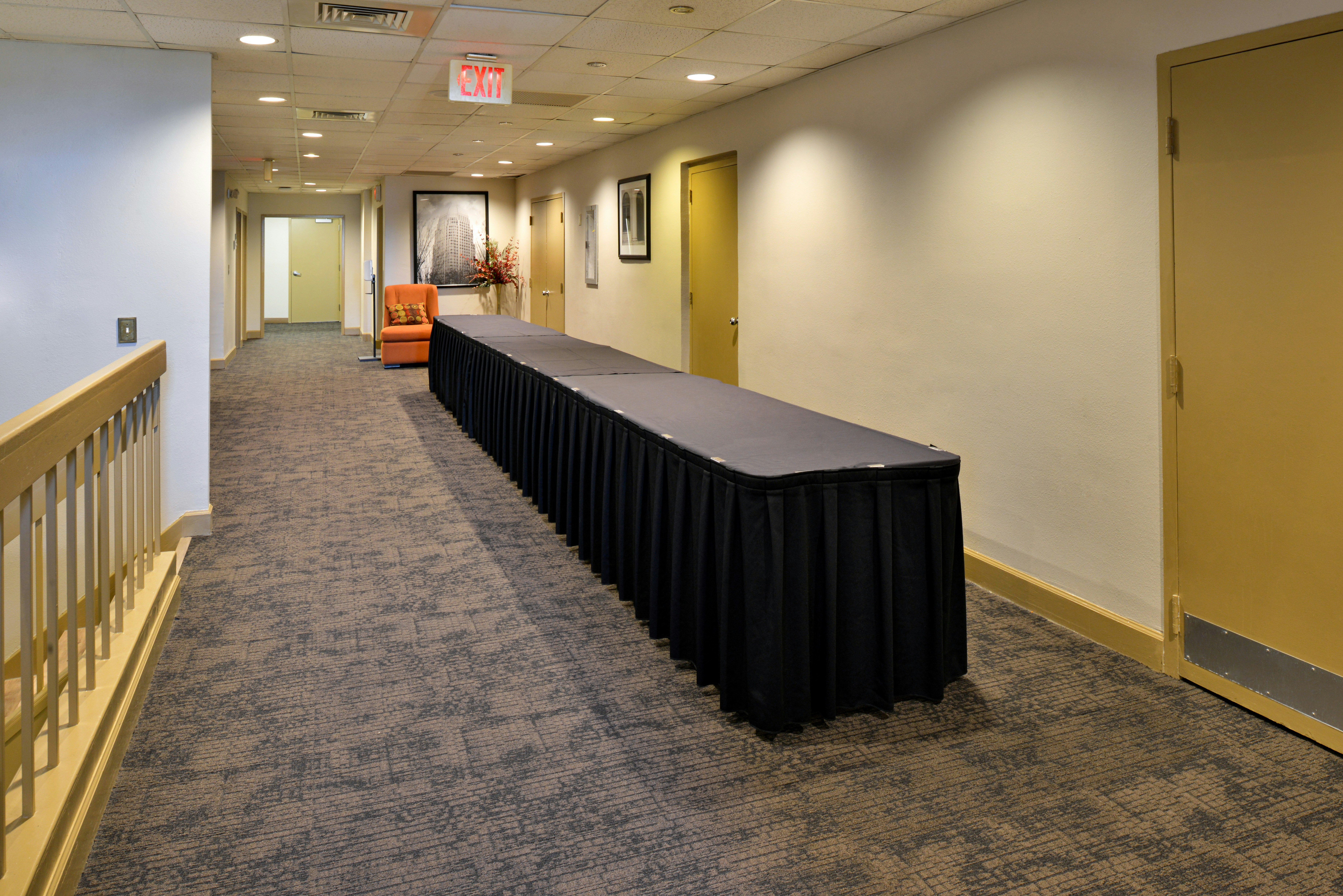 Hawthorne Inn and Conference Center 18/64