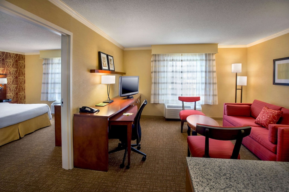 Boston Woburn Burlington Hotel 33/49