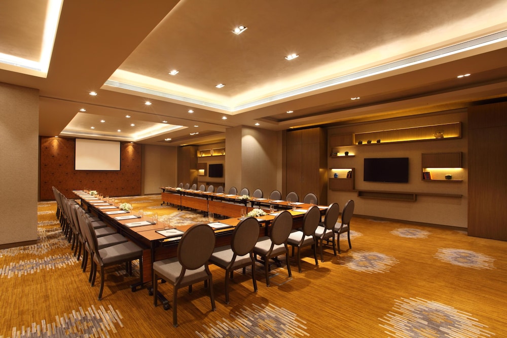 Hyatt Regency Ahmedabad 70/80
