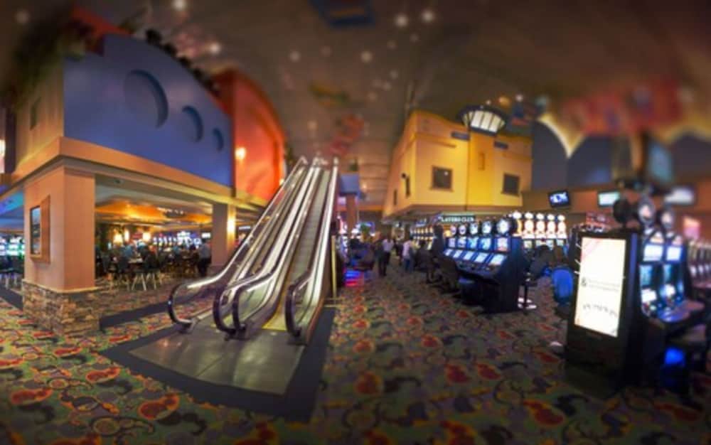 Apache Casino Hotel 28/70