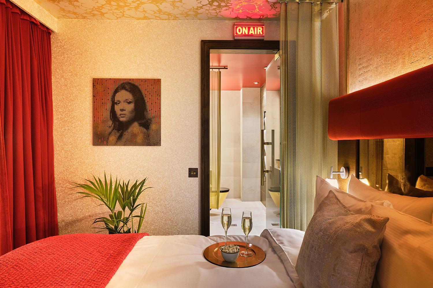 Megaro, Suite, King Bed