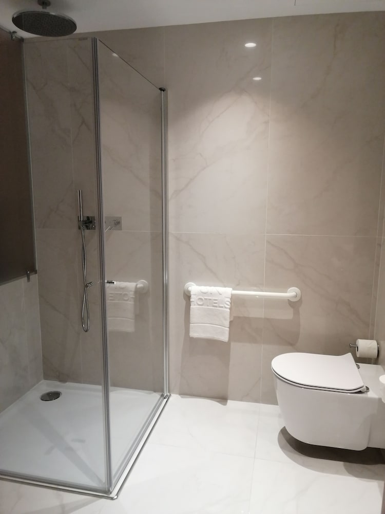 Hotel 3K Porto Aeroporto 52/53