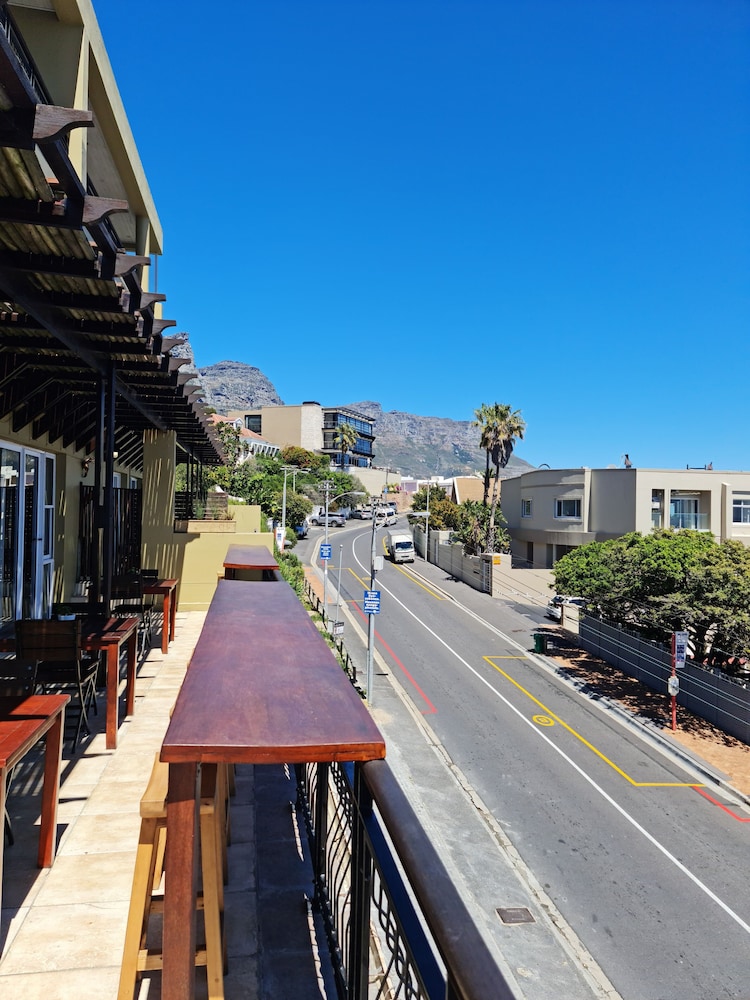 Royal Boutique Hotel 45/53