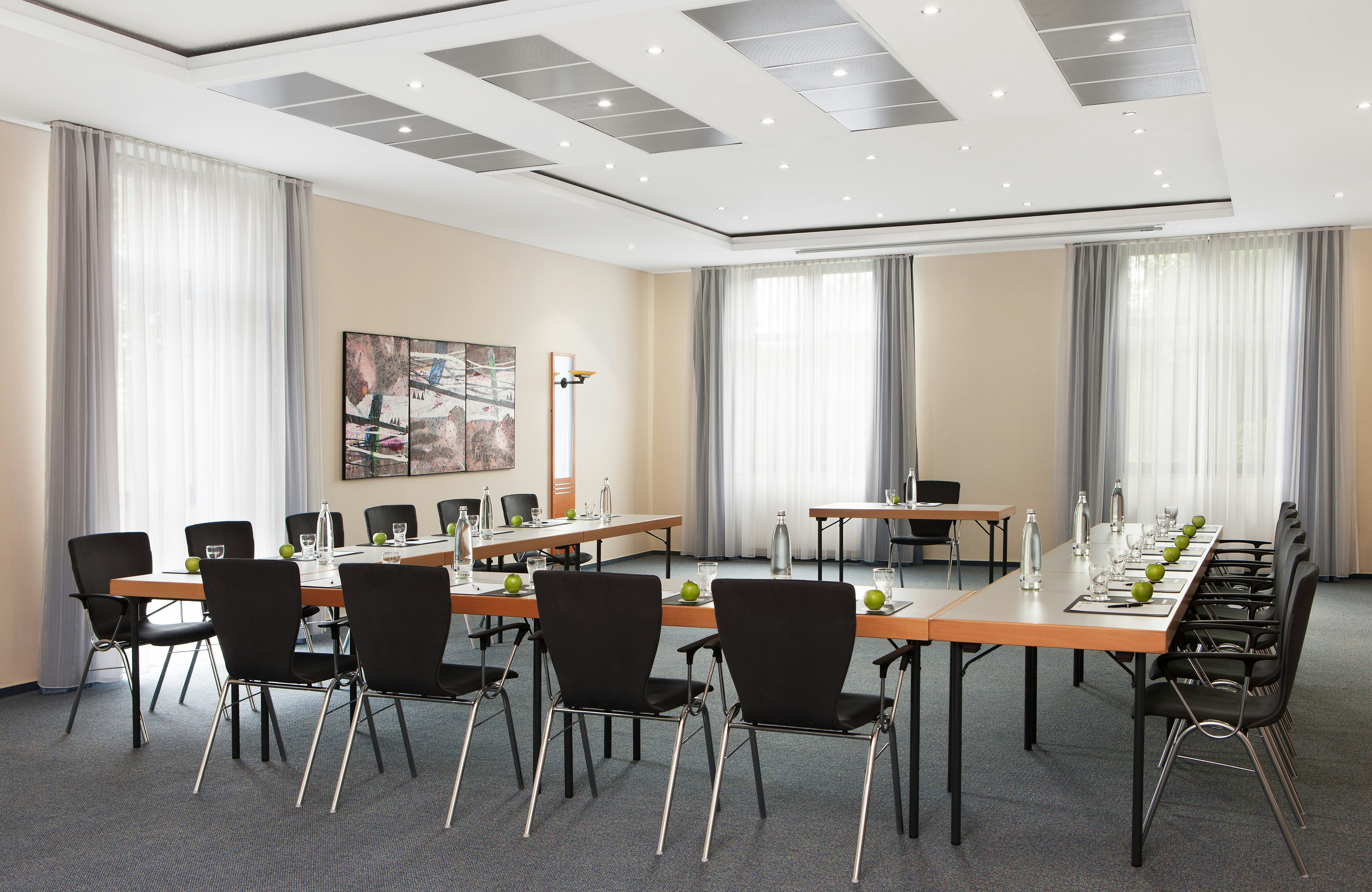 Intercityhotel Magdeburg 53/58