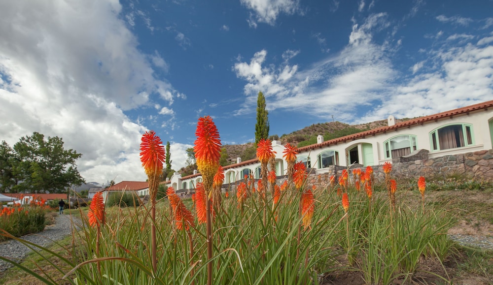 Hotel Huacalera 33/39