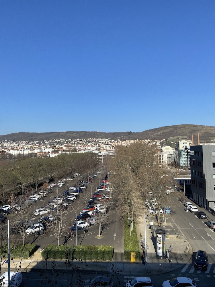 Novotel Suites Clermont Ferrand Polydome 70/72