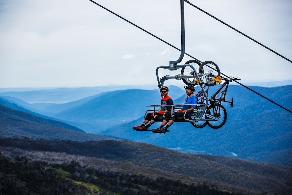 THREDBO ALPINE HOTEL 44/74