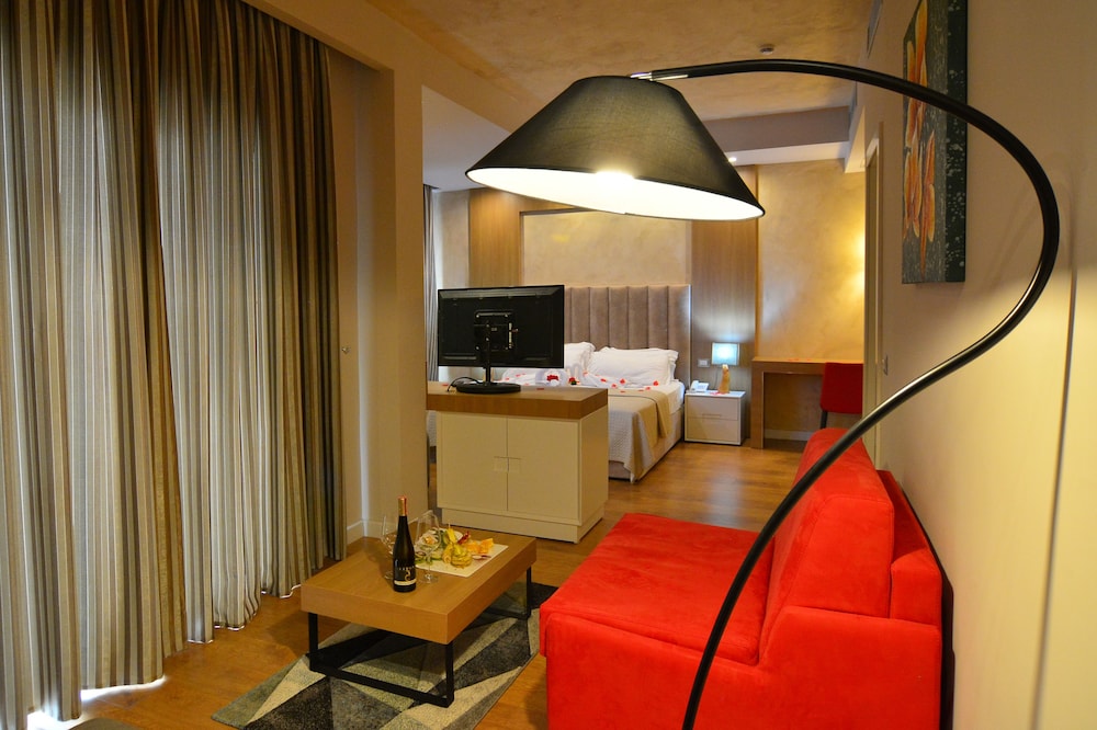 Sandy Beach Resort 46/74