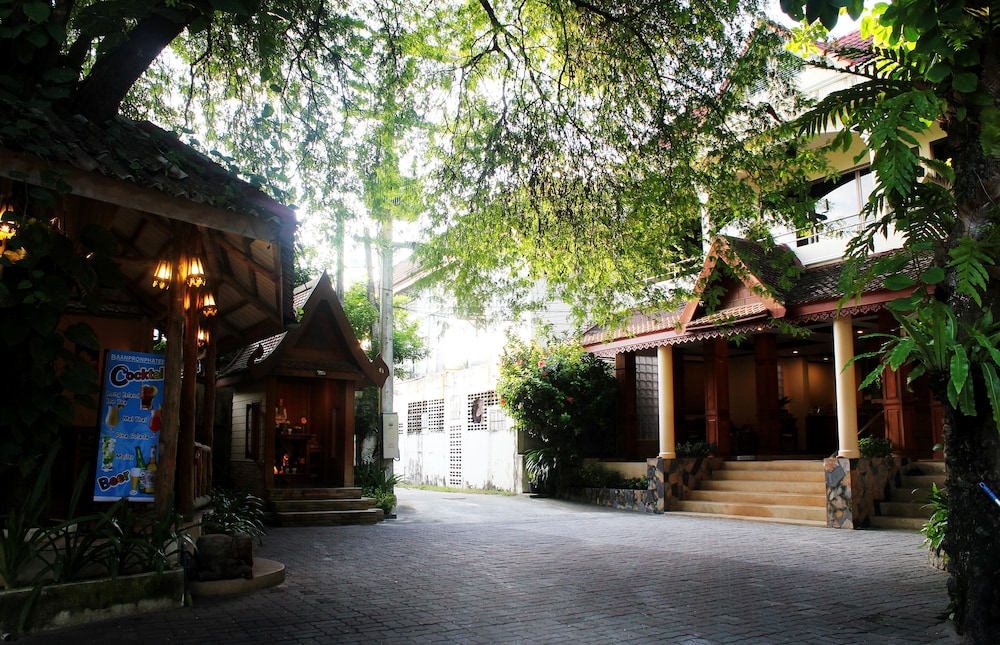 Baan Pron Phateep 4/50