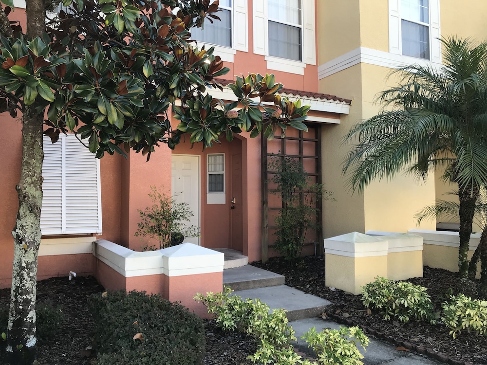 Freedom FL Condos of Kissimmee 31/43