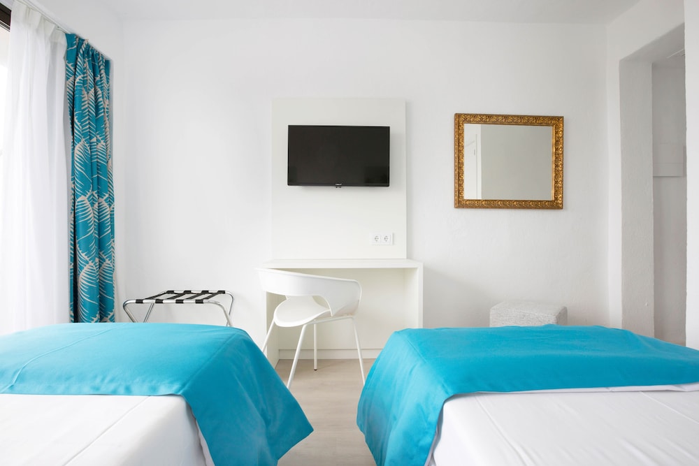 BLUESEA Arenal Tower - Adults Only 24/49