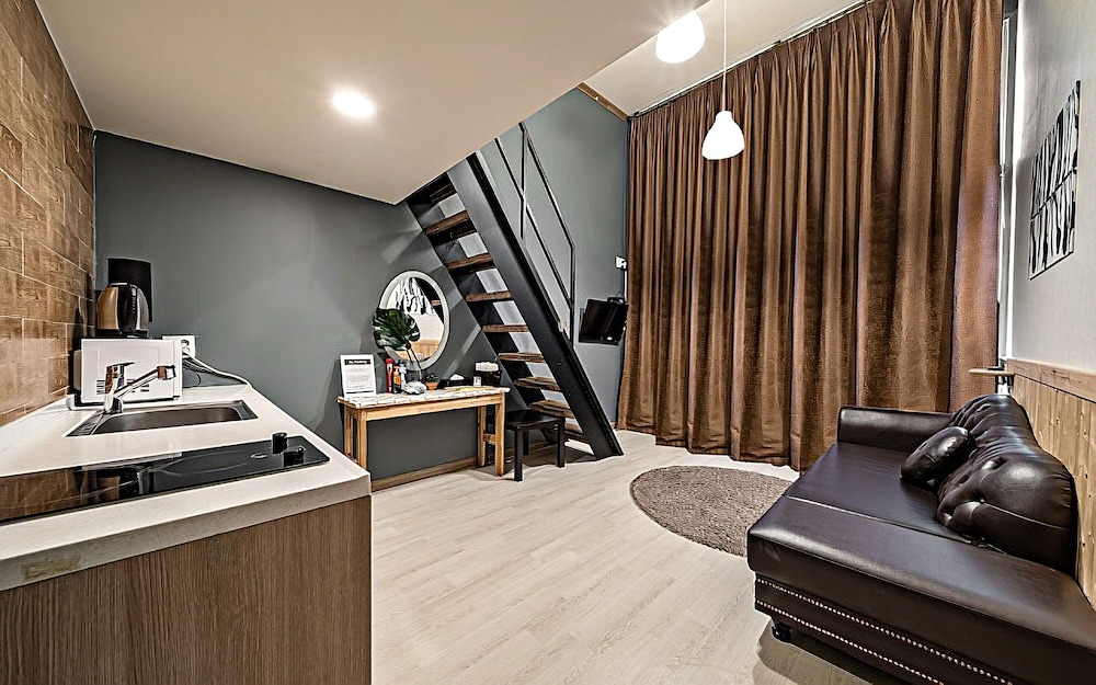 Hotel Hue Loft 21/50